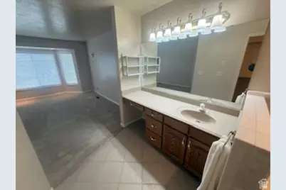150 E 600 N #202, Kaysville, UT 84037 - Photo 13
