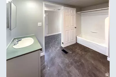 425 N Esquire Pkwy #16, Castle Dale, UT 84513 - Photo 11