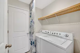 74 E Resaca Dr S, Sandy, UT 84070 - Photo 23