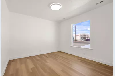 105 W North St N, Ogden, UT 84404 - Photo 11