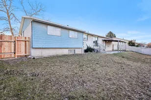 3020 W Rosa Vista Dr, Taylorsville, UT 84129 - Photo 5