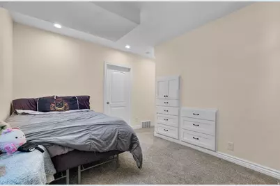 401 W Election Rd S, Draper, UT 84020 - Photo 25