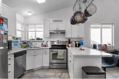 401 W Election Rd S, Draper, UT 84020 - Photo 17