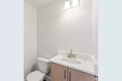 1621 N Angel St W, Layton, UT 84041 - Photo 21