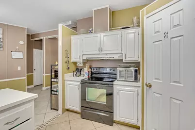 276 E Hidden View Dr #98, Sandy, UT 84070 - Photo 15