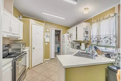 276 E Hidden View Dr #98, Sandy, UT 84070 - Photo 17