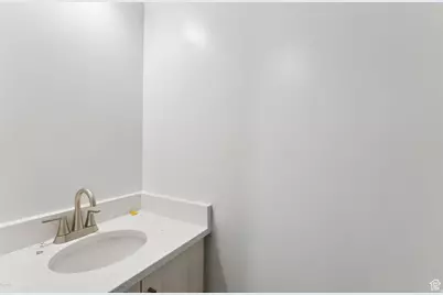 1619 N Angel St W, Layton, UT 84041 - Photo 13