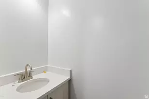 1619 N Angel St W, Layton, UT 84041 - Photo 13