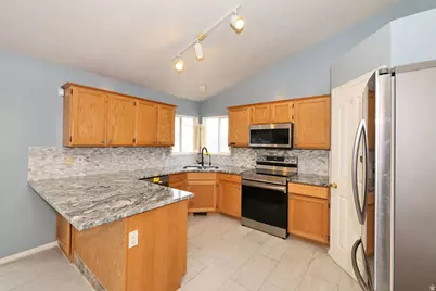 1224 E 970 N, Tooele, UT 84074 - Photo 7