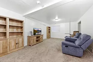 7880 S Palladium Dr W, West Jordan, UT 84088 - Photo 19