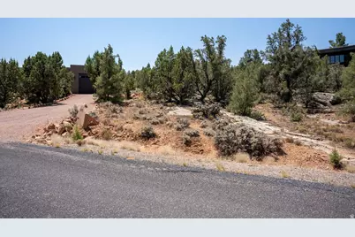 1245 W Clovis Cir #96, Dammeron Valley, UT 84783 - Photo 17