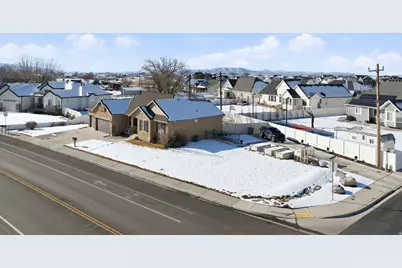 1780 W Maple St, Mapleton, UT 84664 - Photo 59