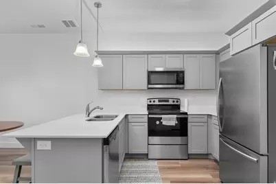 1094 N 3980 W #301, Lehi, UT 84048 - Photo 7