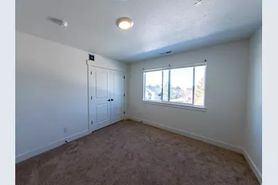 135 E 730 N, Tooele, UT 84074 - Photo 19