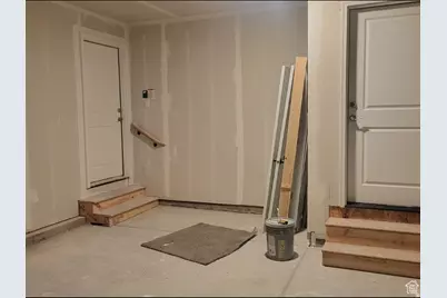 135 E 730 N, Tooele, UT 84074 - Photo 23