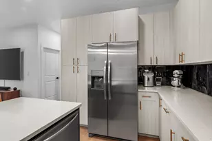 7238 S 525 E, Midvale, UT 84047 - Photo 5