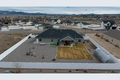 659 N Creekview Dr, Panguitch, UT 84759 - Photo 31