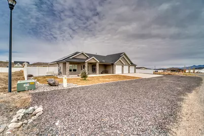 659 N Creekview Dr, Panguitch, UT 84759 - Photo 37