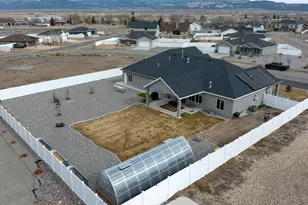 659 N Creekview Dr, Panguitch, UT 84759 - Photo 3