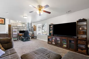 195 E 2325 S, Clearfield, UT 84015 - Photo 23