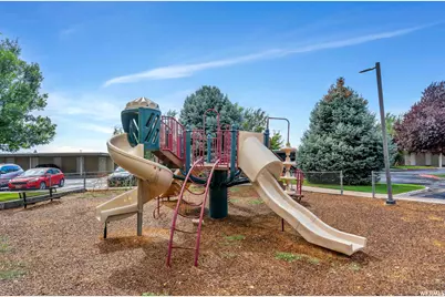 215 S 1050 W #10, Provo, UT 84601 - Photo 31