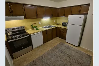 240 E 400 N #7, Logan, UT 84321 - Photo 7