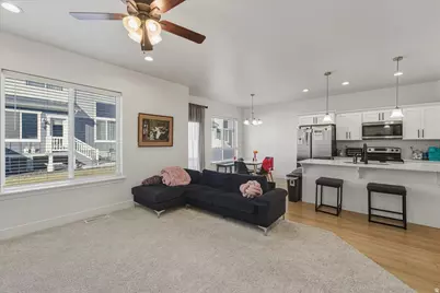 1763 N Blaze Ln, Saratoga Springs, UT 84045 - Photo 7