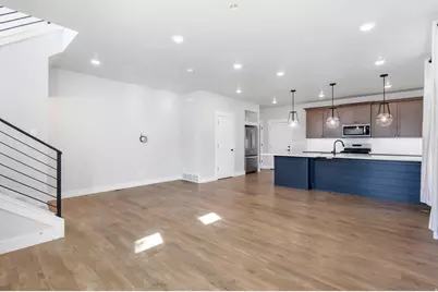 186 S Riverside Dr, Saratoga Springs, UT 84045 - Photo 7