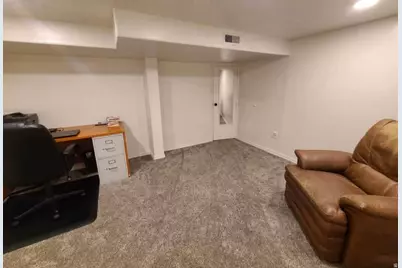 489 N Beverly Ave, Orem, UT 84057 - Photo 15