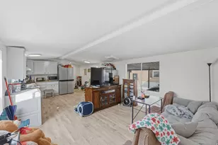 935 E 3000 N, Layton, UT 84040 - Photo 3