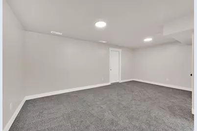 9 W Park Dr, Kaysville, UT 84037 - Photo 27