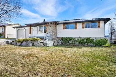9 W Park Dr, Kaysville, UT 84037 - Photo 3