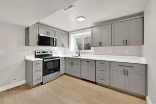 9 W Park Dr, Kaysville, UT 84037 - Photo 29