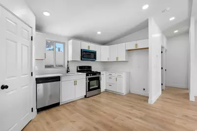 810 E 200 S #7, Mount Pleasant, UT 84647 - Photo 1