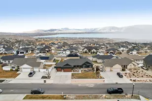 428 W Cahill Ave, Saratoga Springs, UT 84045 - Photo 39