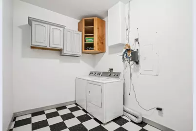 428 W Cahill Ave, Saratoga Springs, UT 84045 - Photo 31