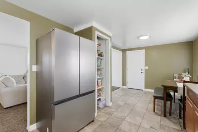 311 W 5200 S, Washington Terrace, UT 84405 - Photo 13