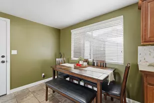 311 W 5200 S, Washington Terrace, UT 84405 - Photo 9