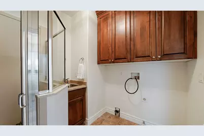 11597 N Sunset Hills Dr, Highland, UT 84003 - Photo 25