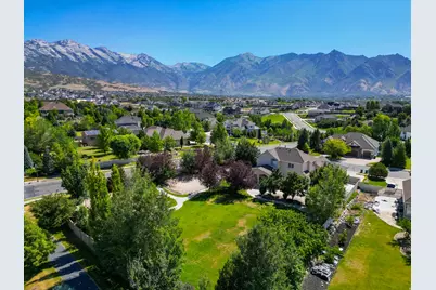 11597 N Sunset Hills Dr, Highland, UT 84003 - Photo 61