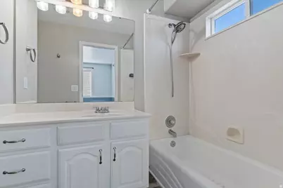 5244 W Shaggy Peak Dr, Riverton, UT 84096 - Photo 13