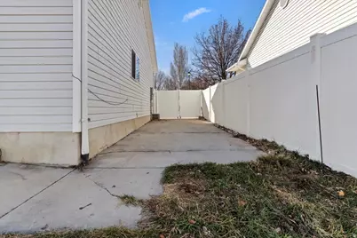 5244 W Shaggy Peak Dr, Riverton, UT 84096 - Photo 29