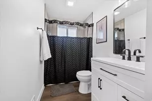 10491 S Amaryllis Dr E, Sandy, UT 84094 - Photo 13