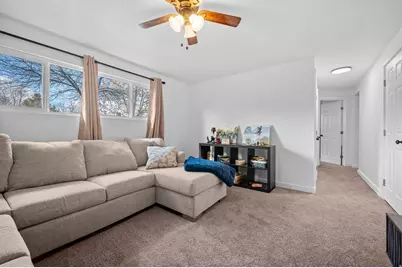 10491 S Amaryllis Dr E, Sandy, UT 84094 - Photo 17