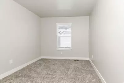 226 S 600 W, Logan, UT 84321 - Photo 13