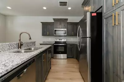 226 S 600 W, Logan, UT 84321 - Photo 5