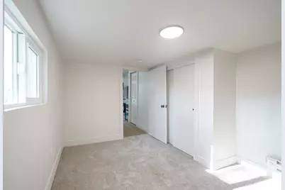 1563 W Indiana Ave N, Salt Lake City, UT 84104 - Photo 15