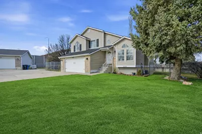 3546 W 7980 S, West Jordan, UT 84088 - Photo 3
