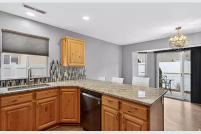 766 N Stonne Ln, Kaysville, UT 84037 - Photo 3