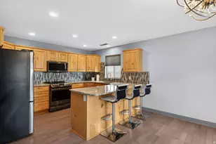 766 N Stonne Ln, Kaysville, UT 84037 - Photo 5